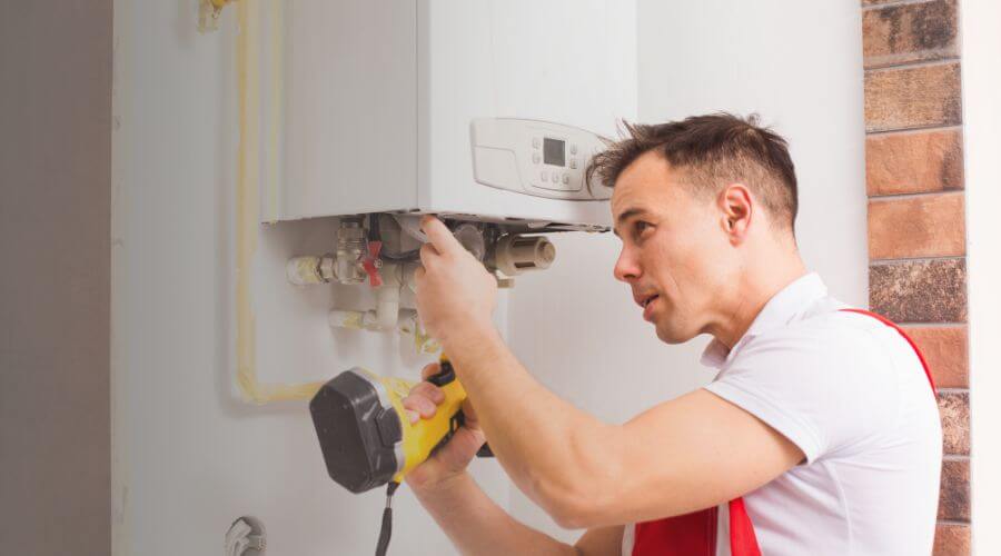 Local water heater installation in Golden, IL